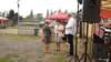 dsc05410_small.jpg